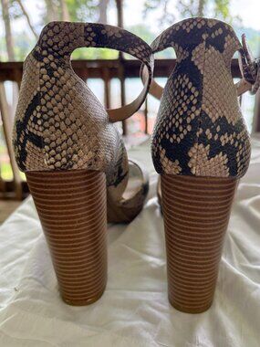 Heels By Sun & Stone new w/o box